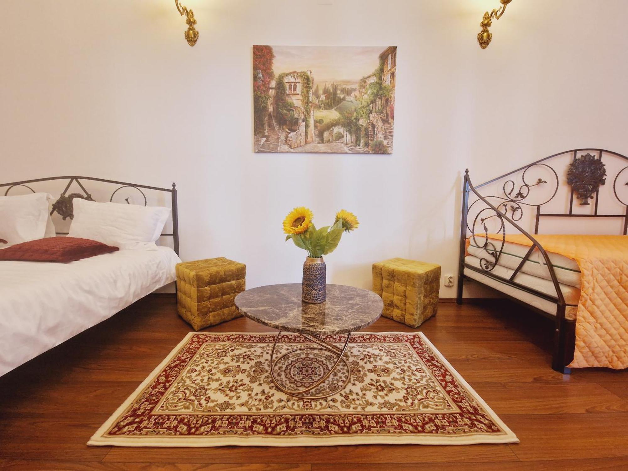 5* Royal House Near Unirii Square Villa Cluj-Napoca Eksteriør bilde